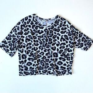 Splendid Snow Leopard Short Sleeve Sweater S